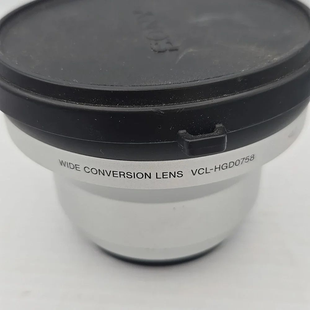 Sony Wide Angle Conversion Lens x0.7 VCL-HGD0758 AUX 58mm rim Genuine OEM‎